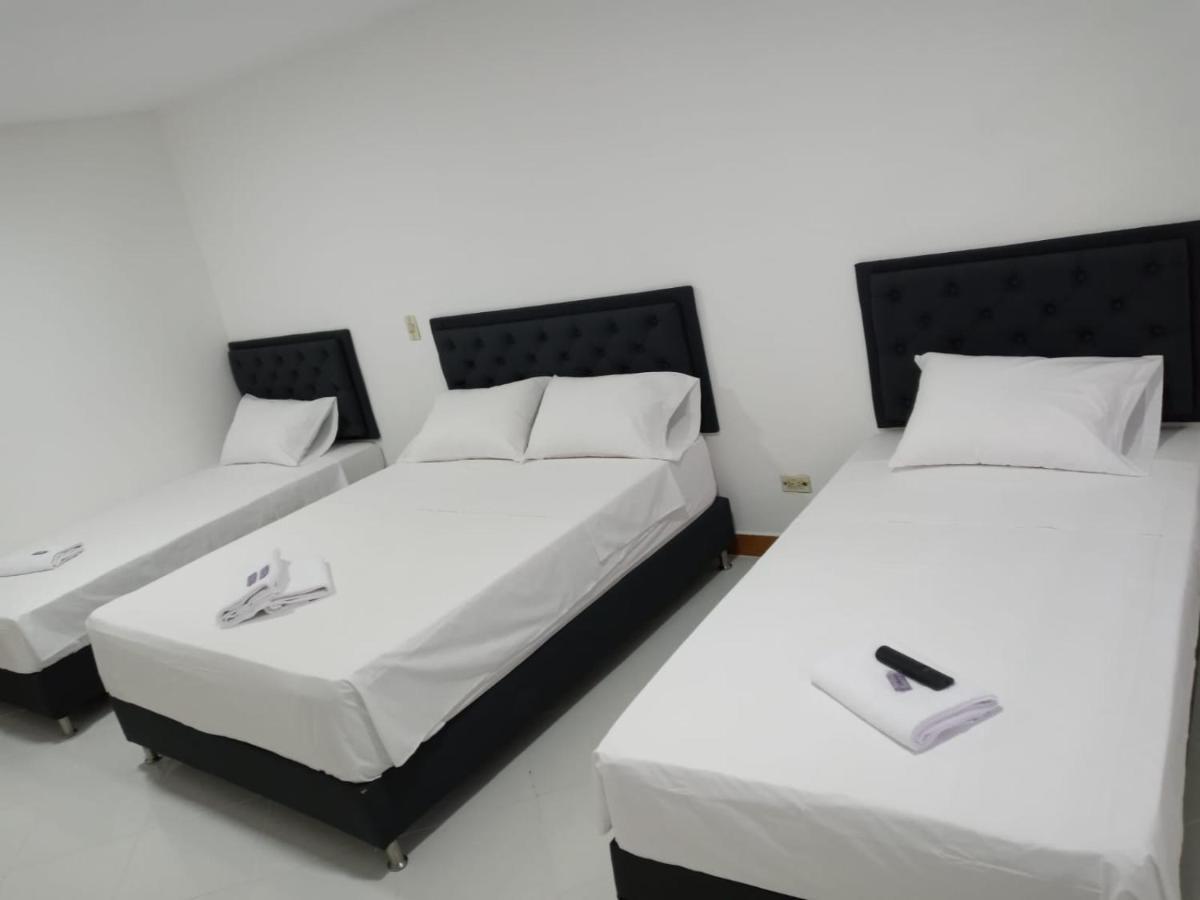 Hotel Picasso 70 Медельин Экстерьер фото